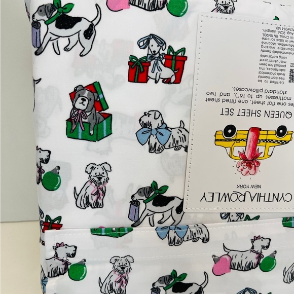 Cynthia Rowley Puppy Cheer Queen Size Sheet Set Presents Bows Ornaments Gifts - Picture 11 of 12